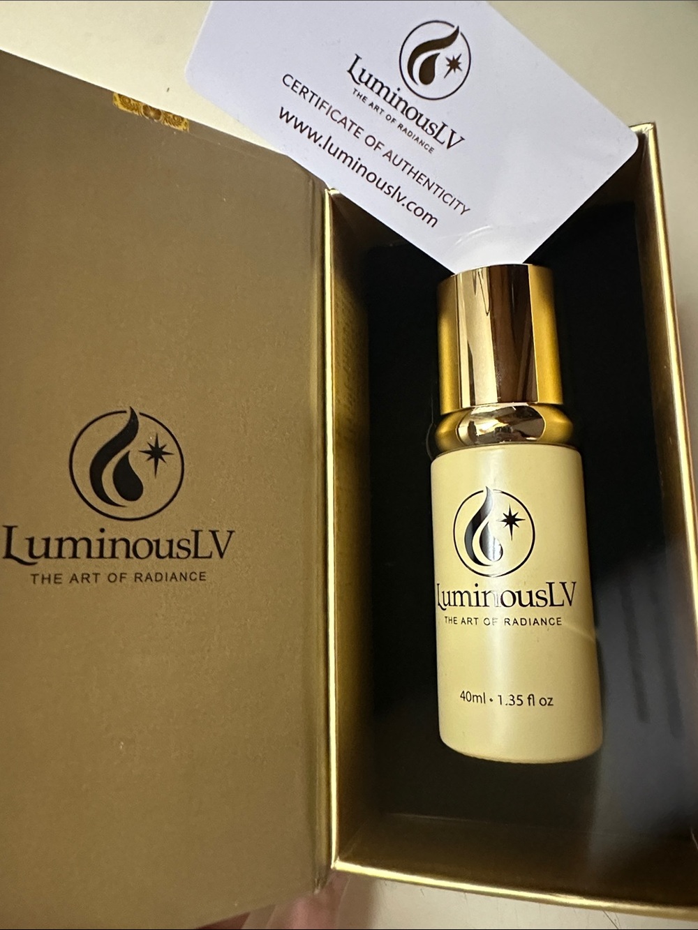 White Truffle Illuminating Eye Serum - Gold